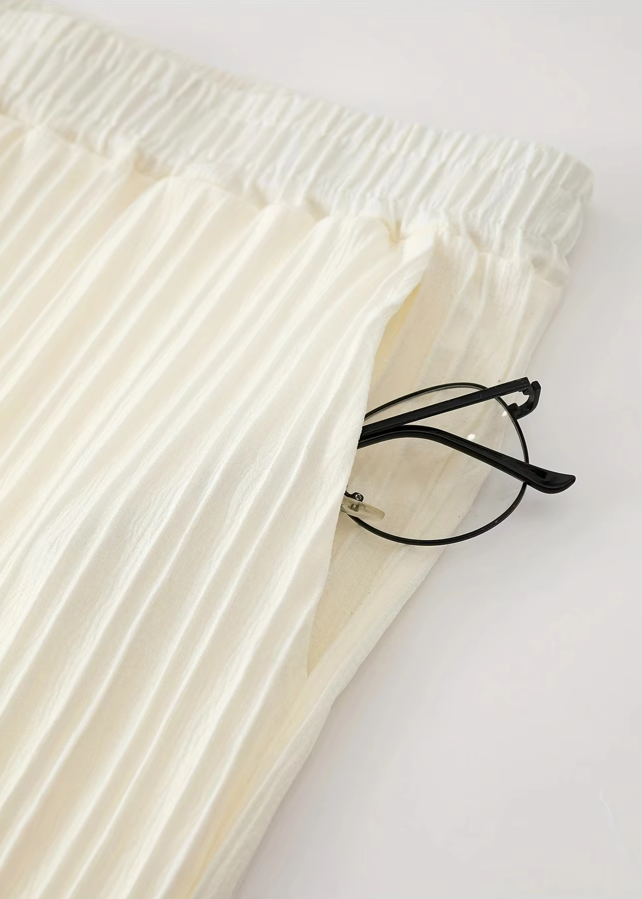 Men’s Summer White Striped Two-Piece Set